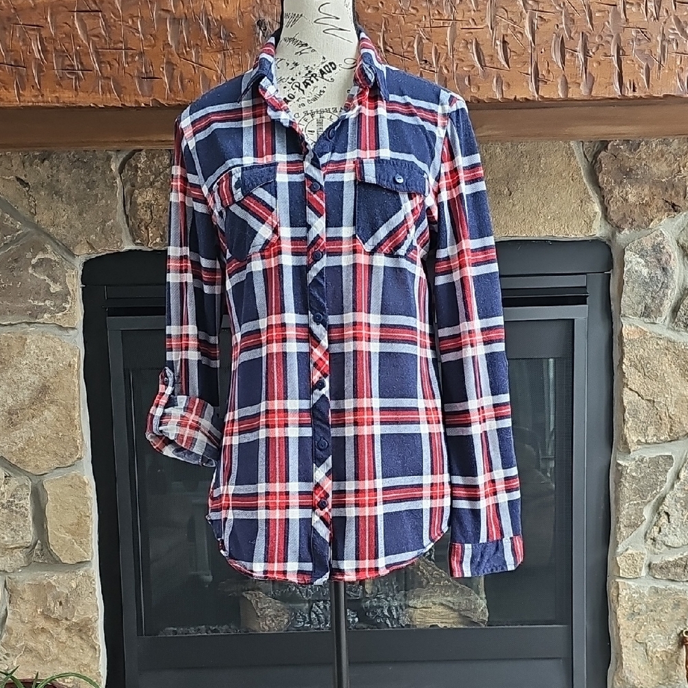 LOVE POTION PLAID BOTTON UP